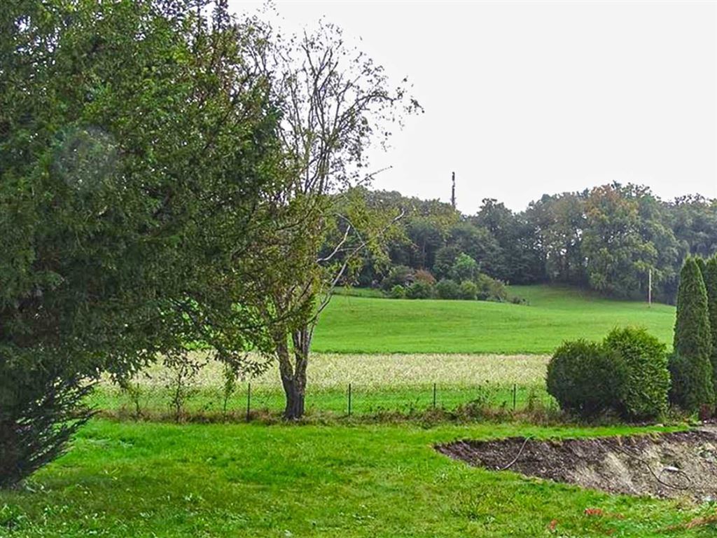 Grundstück