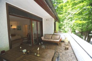 gr. Balkon vom Wohnzimmer