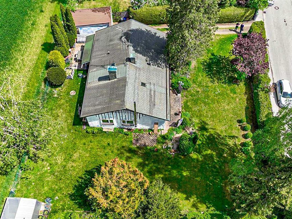 Altbau bereits entfernt