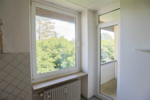 Küche mit Zugang Loggia