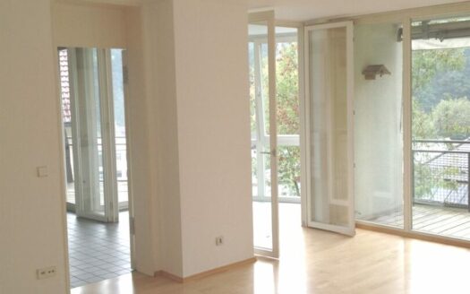 Wohnzi. Blick z. Wintergarten