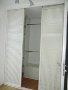 Einbauschrank