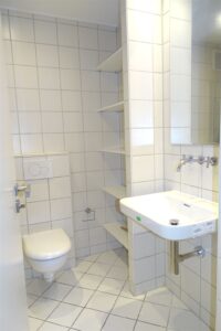 Bad, neues Waschbecken