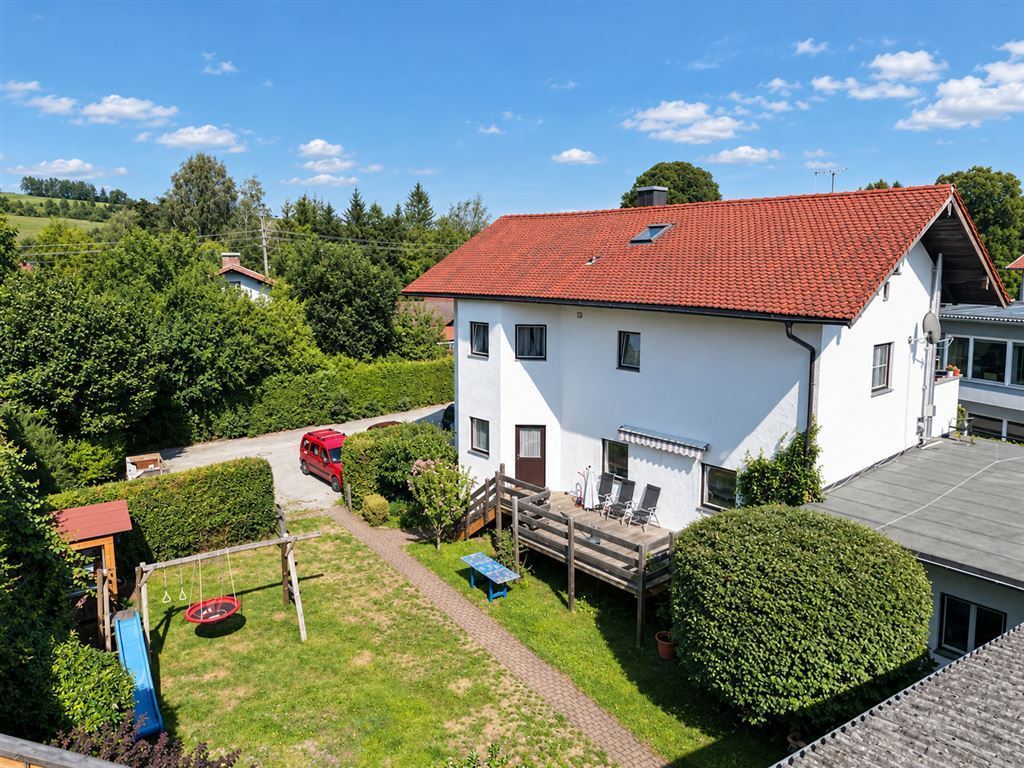 Wohnung mit Erker I OG