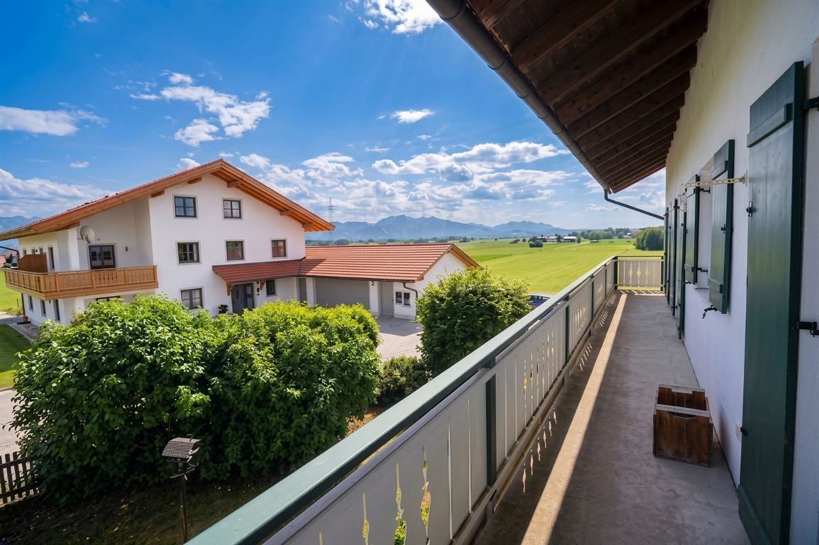 Gewerbeobjekt-Hofheim-Spatzenhausen-Ausblick-Balko
