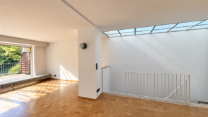 Blick offene Wo.-Zi. mit Kaminanschluß