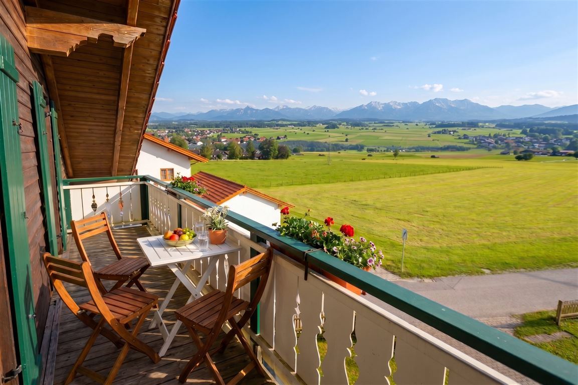 Gewerbeobjekt-Hofheim-Spatzenhausen-Ausblick-Alpen